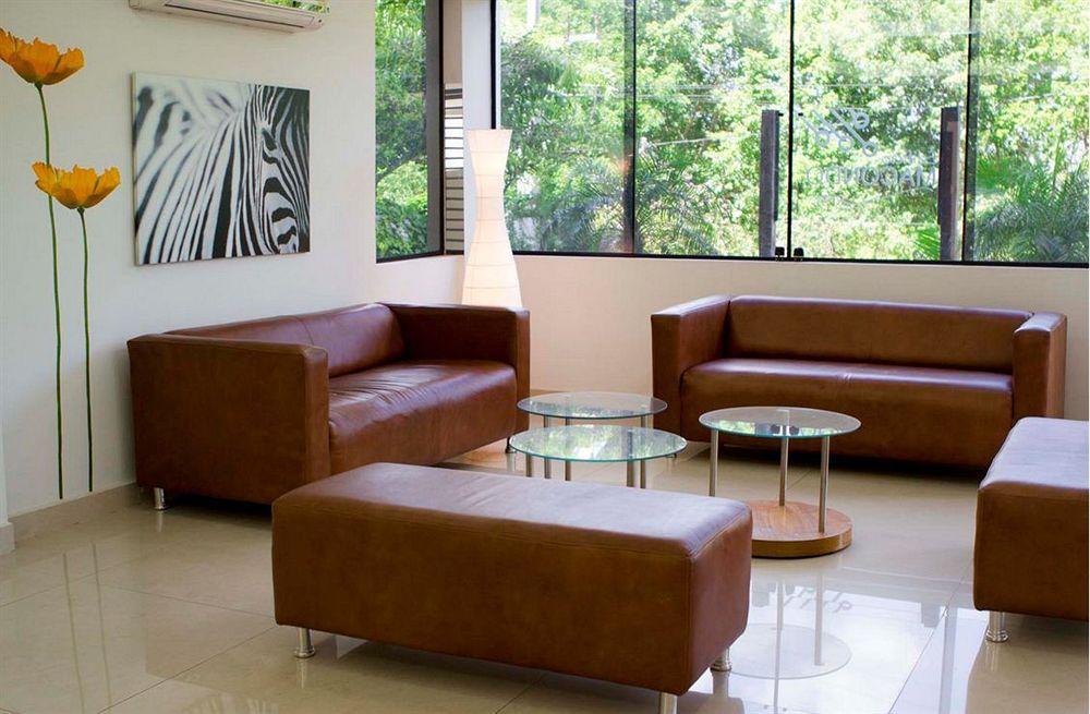 Terrazas Del Sol Apart-Hotel Lambare Екстер'єр фото