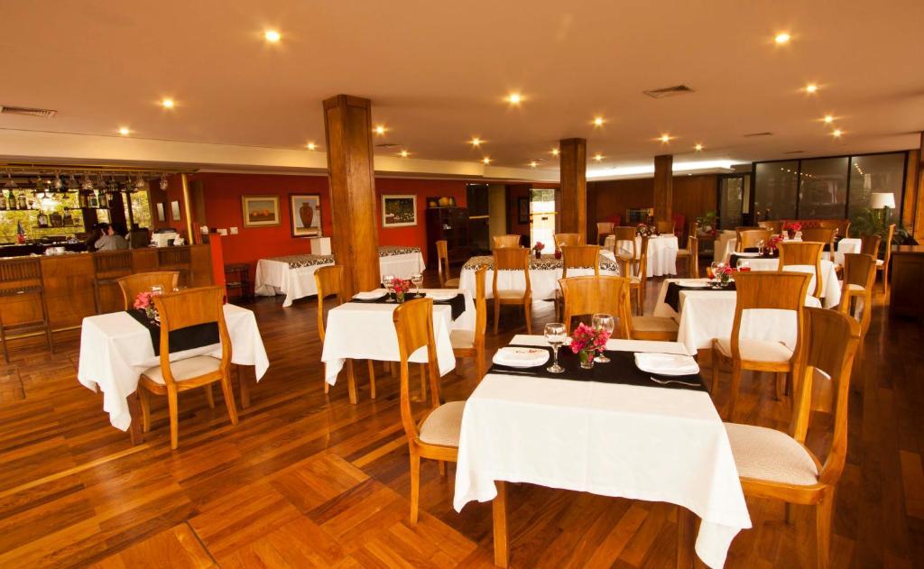 Terrazas Del Sol Apart-Hotel Lambare Екстер'єр фото